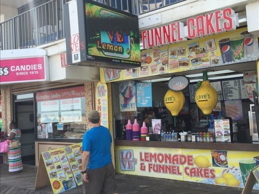 Love's Lemonade & Funnel Cake