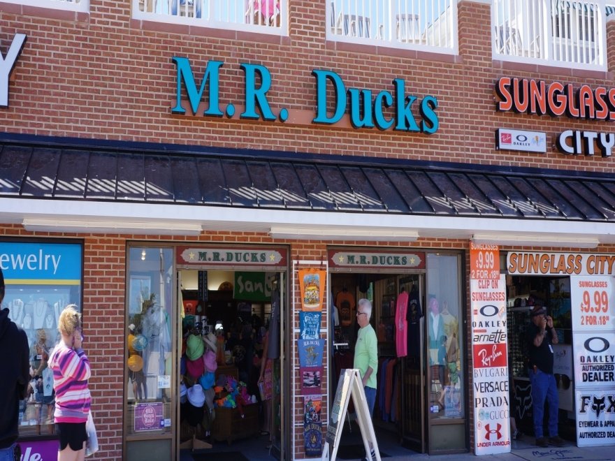 M R Ducks Apparel Shoppes