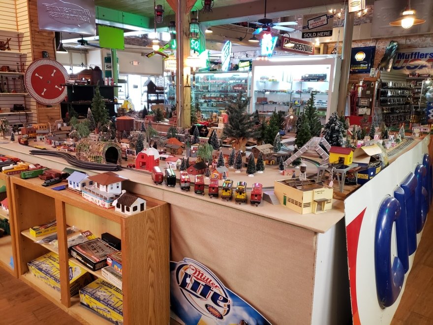 Toy Town Antiques